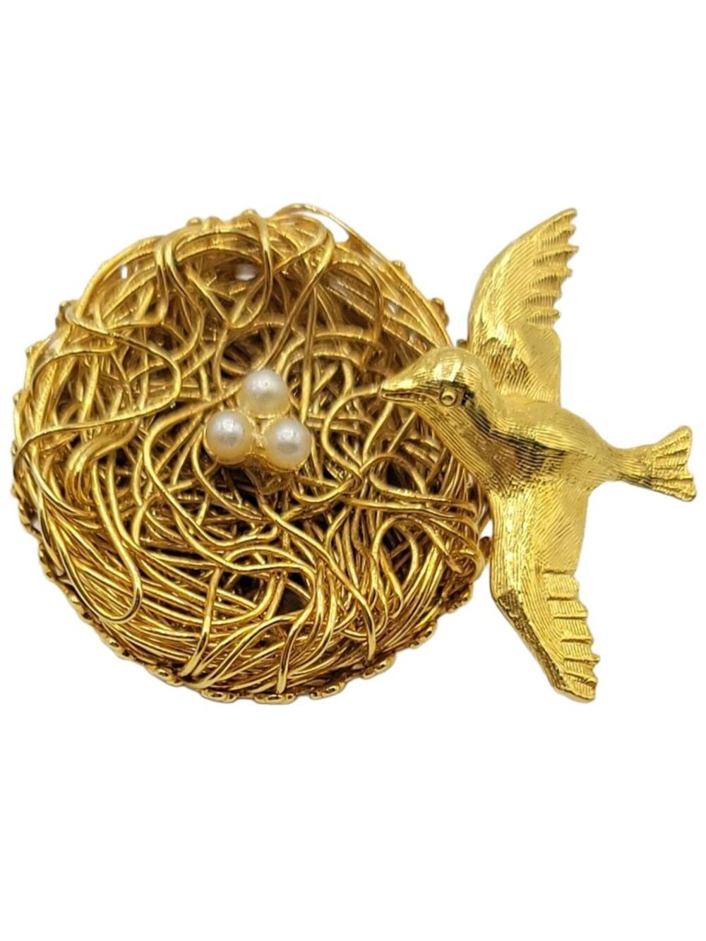 Jeanne Vintage Gold Tone Bird, Woven Wire Nest Faux Pearl Egg Pin Brooch, Signed